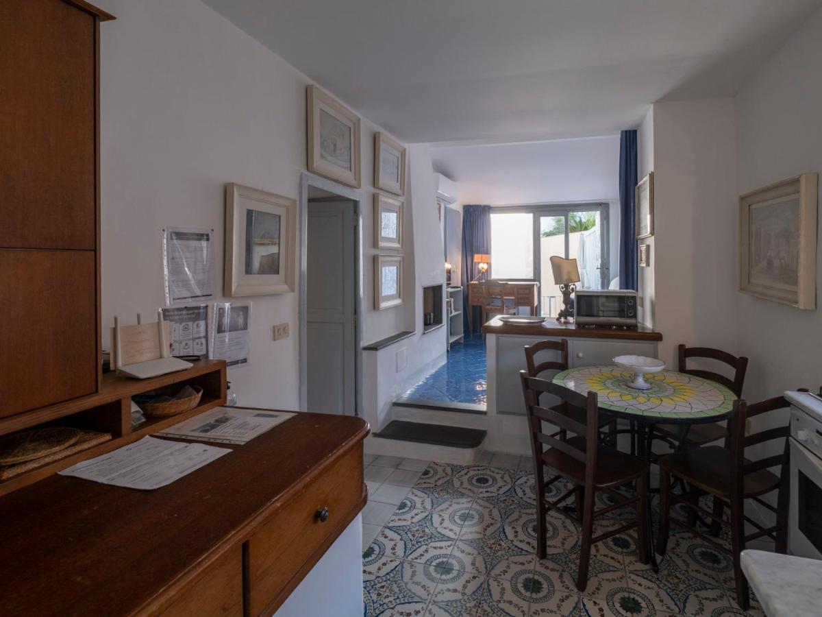 איסקיה Apartment Lo Scuopolo-2 By Interhome מראה חיצוני תמונה